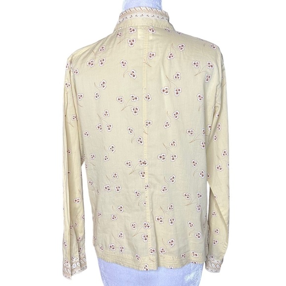 Patagonia Organic Cotton Button Down Top. Size 10 - Picture 3 of 6